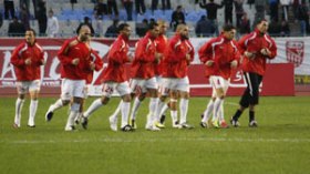 اللاعبون‮ ‬يثورون‭ ‬على‭ ‬قانا‭ ‬ومناد‭ ‬قد‭ ‬يرحل‭ ‬قبل‭ ‬لقاء‭ ‬الحراش