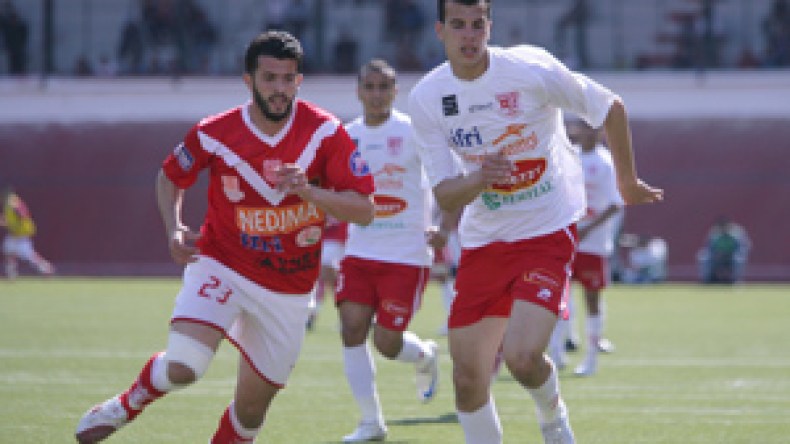 الكناري  يريد  الاقتراب  من  كوكبة  المقدمة