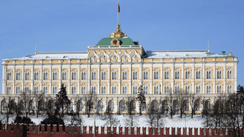 روسيا.. أدوار ترسم بالقنابل والسياسة