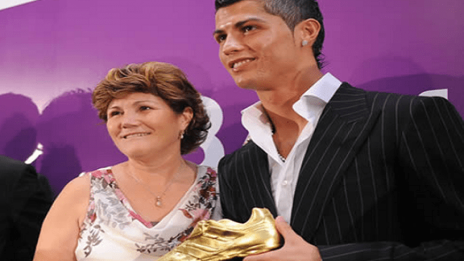 والدة رونالدو تعترف: حاولت إجهاض حملي بكريستيانو وفشلت.. !