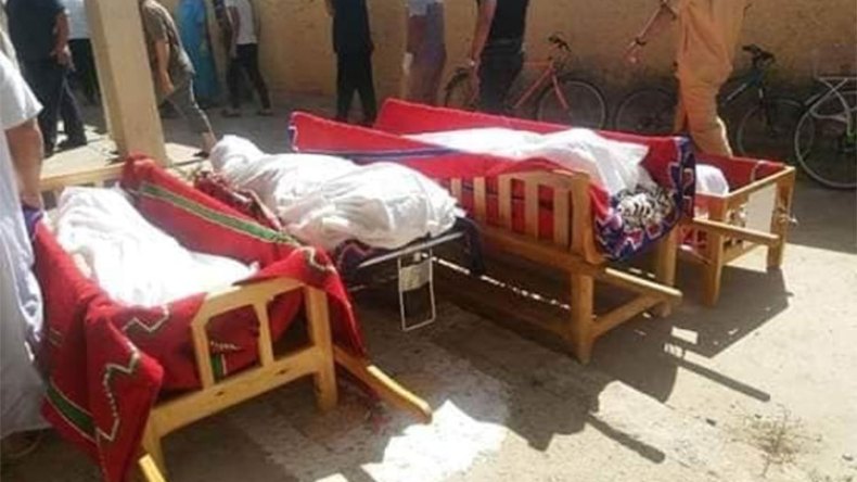 المئات يشيّعون ضحايا مجزرة المسيلة