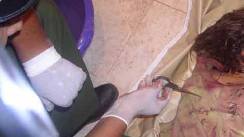 شرطي يقتل زوجته بعد أن عذبها وأبرحها ضربا ببسكرة