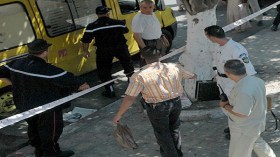 شاب بسكيكدة يطعن والده وشقيقه بخنجر ويحاول الإنتحار