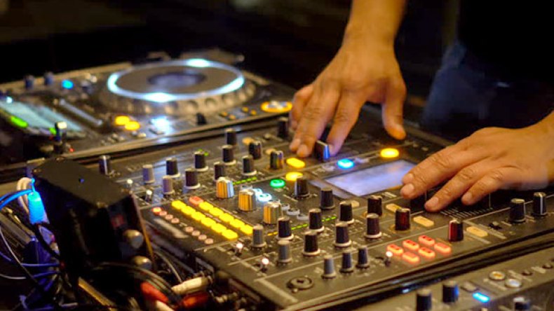 شاب يقتل قريبه بسبب أغنية لـ”كادير الجابوني”