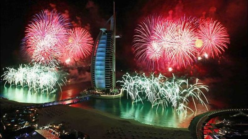 الاحتفال بأعياد النّصارى.. تحضّر وانفتاح أم تقهقر وانسلاخ؟