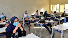 غلق مدارس بعد تسجيل إصابات بكورونا وسط أطقمها