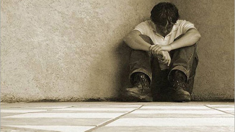 خطيبتي جعلتني جسر عبور  لكي تتمتع بالمحظور