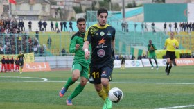 “الكناري” و”السنافر” في مباراة مثيرة بتيزي وزو