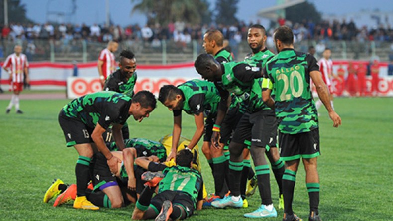 نابولي أو جنوة لمواجهة السنافر وديا