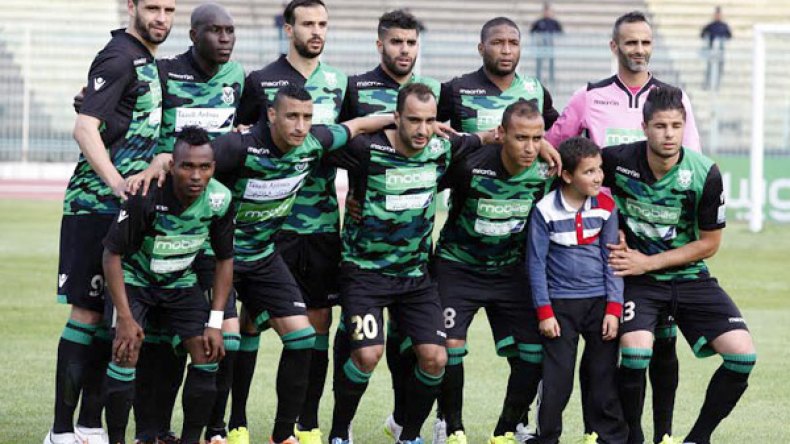 بن طوبال يعلن رحيله والفريق يضمن البقاء في موسم كارثي