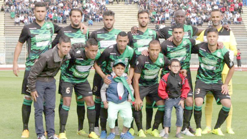 “السنافر” يتعادلون إيجابيا مع ضمك السعودي