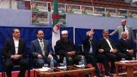“ميثاق شرف” بين المعارضة لإنهاء حرب الزعامة