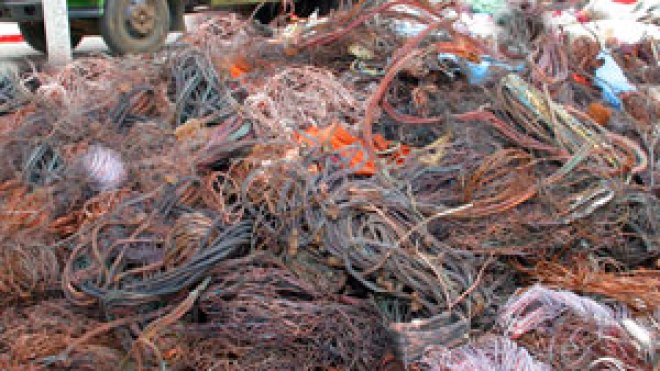 إحباط عملية تهريب 94 قنطارا من الكوابل النحاسية نحو المغرب