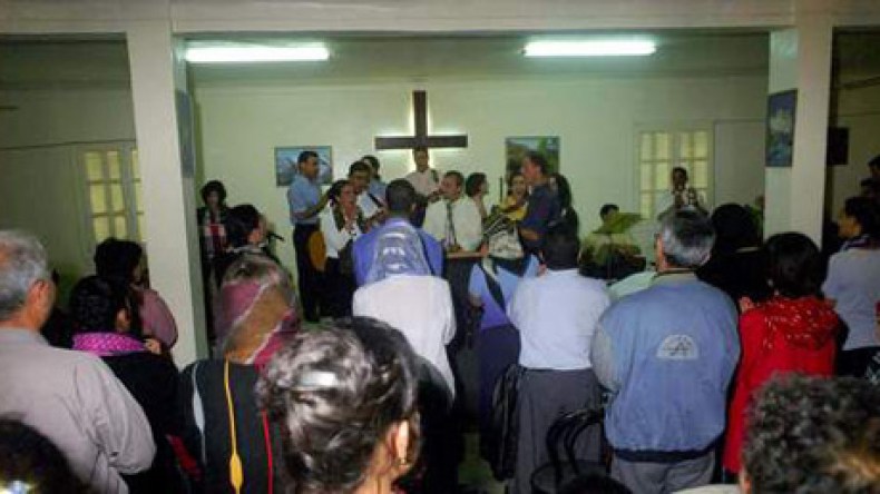 منصّرون يستهدفون الجامعيين عبر 6 ولايات