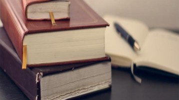 النخبة المثقفة في الجزائر.. الحاضر الغائب