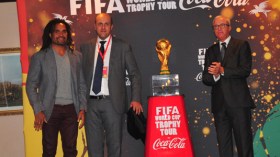 8 آلاف محظوظ يحتفلون بـ”مجسّم كأس العالم” بفندق الهيلتون