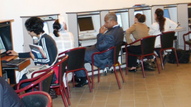 العدالة تفتح ملف الجرائم الالكترونية وتدين شخصا من مالي بعامين حبسا نافذا