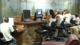 ٣ ملايين  جزائري  يشاهدون  المواقع  الإباحية  ساعتين  يوميا