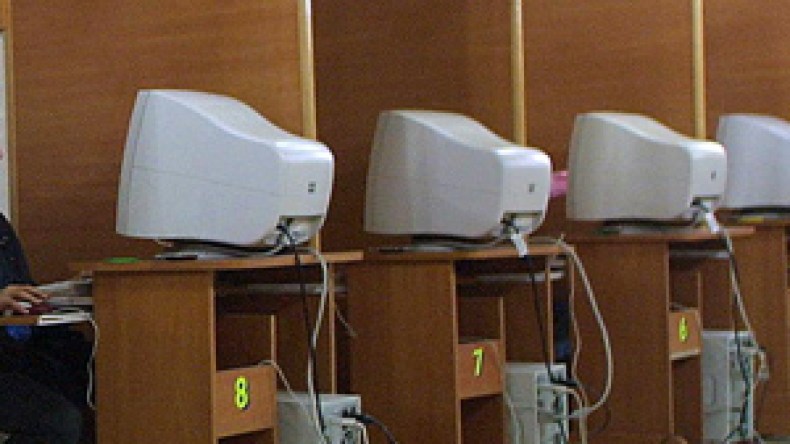 5 سنوات سجنا للمتسترين عن الجرائم المعلوماتية