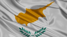 وفاة وزير الدفاع القبرصي إثر نزيف في المخ