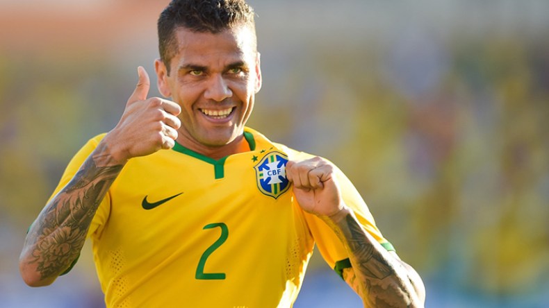 ألفيس يعرض خدماته على برشلونة