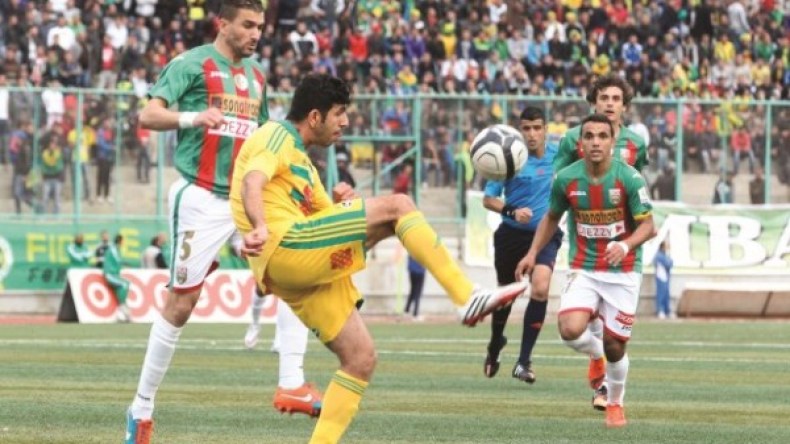 المدافعون عن اللاعب المحلي في ورطة