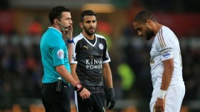 لاعب من سوانسي سيتي حاول الإعتداء على محرز