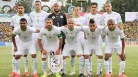 المنتخب الوطني بلباس أبيض ضد مالي