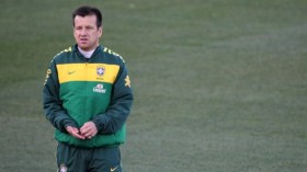 دونغا يعود إلى تدريب البرازيل.. مبدئيا