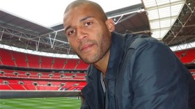 لاعب إنجليزي حاول الإنتحار بإلقاء نفسه تحت عجلات الشاحنة