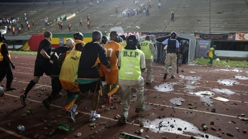 حادثة ملعب فرنسا تخيّم على أجواء “كان” أقل من 23 سنة