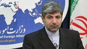 الخارجية الإيرانية تندد بإغلاق كندا سفارتها في طهران