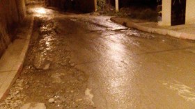 تسربات مياه الشرب تغرق حي دار جبل ببجاية