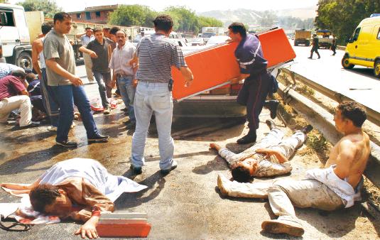 Criminal Breakdown Service Trucks Pour Oil On Roads, Provoke Deadly Accidents