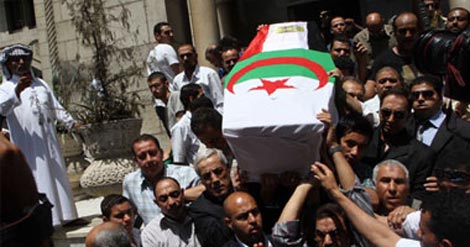 Le ministre égyptien de la culture présente ses condoléances aux peuples algérien et égyptien