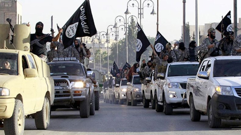 سوريا: “داعش” يختطف عشرات العمال