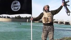 التحالف الدولي متهم بإلقاء أسـلحة إلى “داعش”