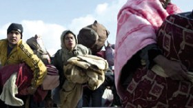 تواصل‭ ‬تدفق‭ ‬الأجانب‭ ‬على‭ ‬بوابة‭ ‬الدبداب‭ ‬هربا‭ ‬من‭ ‬جحيم‭ ‬القذافي