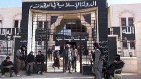 داعش” يأمر تجار الموصل العراقية بإغلاق محلاتهم في أوقات الصلاة
