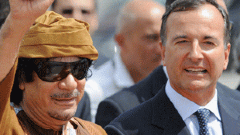 دعوة  القذافي  إلى  ” أسلمة ” أوروبا  يثير  استياء  الايطاليين