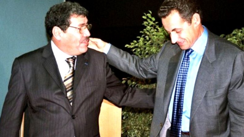 ساركوزي حرباء.. عميل لإسرائيل وكاره للإسلام