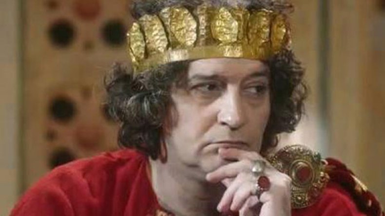 41 شخصية وقعت في فخ كاميرا كاشي “راديو الشروق”