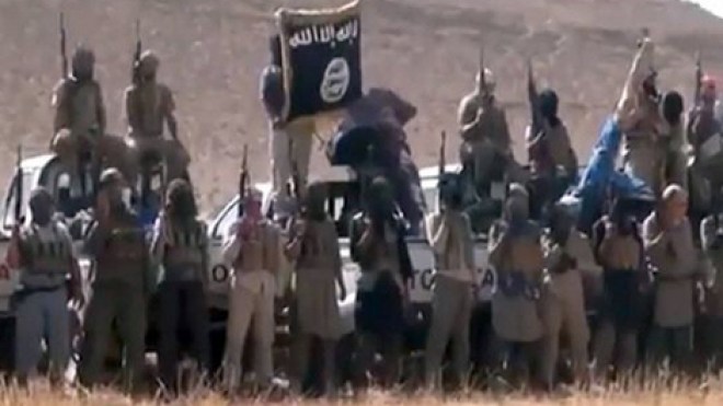 “داعش” تقتل 16 من مسلحي المعارضة بهجوم انتحاري في حلب بسوريا
