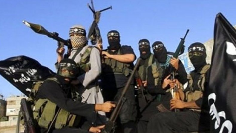 “داعش” يقتل 11 شرطيا غرب العراق ويحاول اقتحام الرمادي