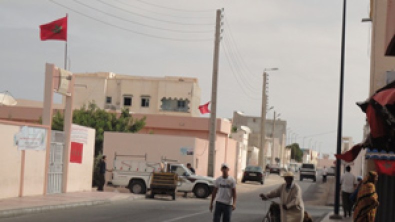 المغاربة‭ ‬عقدوا‭ ‬ملتقى‭ ‬لدعم‭ ‬الحكم‭ ‬الذاتي‭ ‬فتحول‭ ‬إلى‭ ‬تأييد‭ ‬تقرير‭ ‬المصير‭!‬