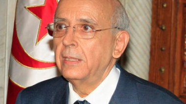 Tunisie: l'ex-PM tunisien comparaît dans un procès militaire contre Ben Ali