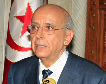 Tunisie: l'ex-PM tunisien comparaît dans un procès militaire contre Ben Ali
