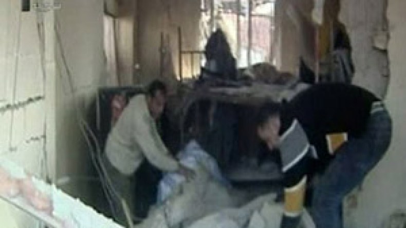 الجماعات‭ ‬المسلحة‭ ‬هي‭ ‬من‭ ‬فجرت‭ ‬مبنيي‭ ‬الأمن‭ ‬والأسد‭ ‬بريء‭ ‬منها