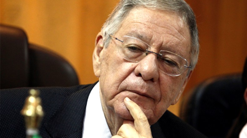 الأمين العام للبرلمان يثير فتنة في بيت الأفلان!