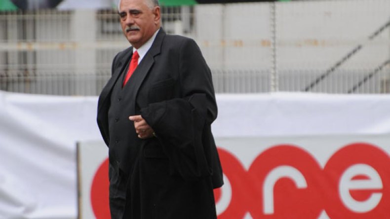 أنجيليسكو للشروق: سنخرج مرفوعي الرأس مهما كانت نتيجة اللقاء مع “العميد”